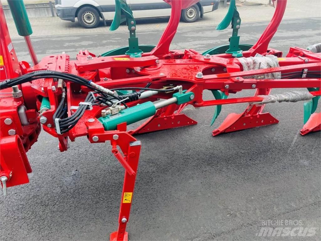 Kverneland 3300S Reversible ploughs