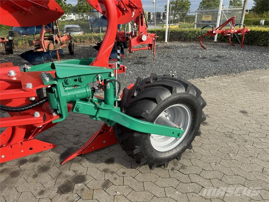 Kverneland 3300S Reversible ploughs