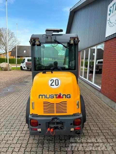 Mustang AL506 Mini Loader