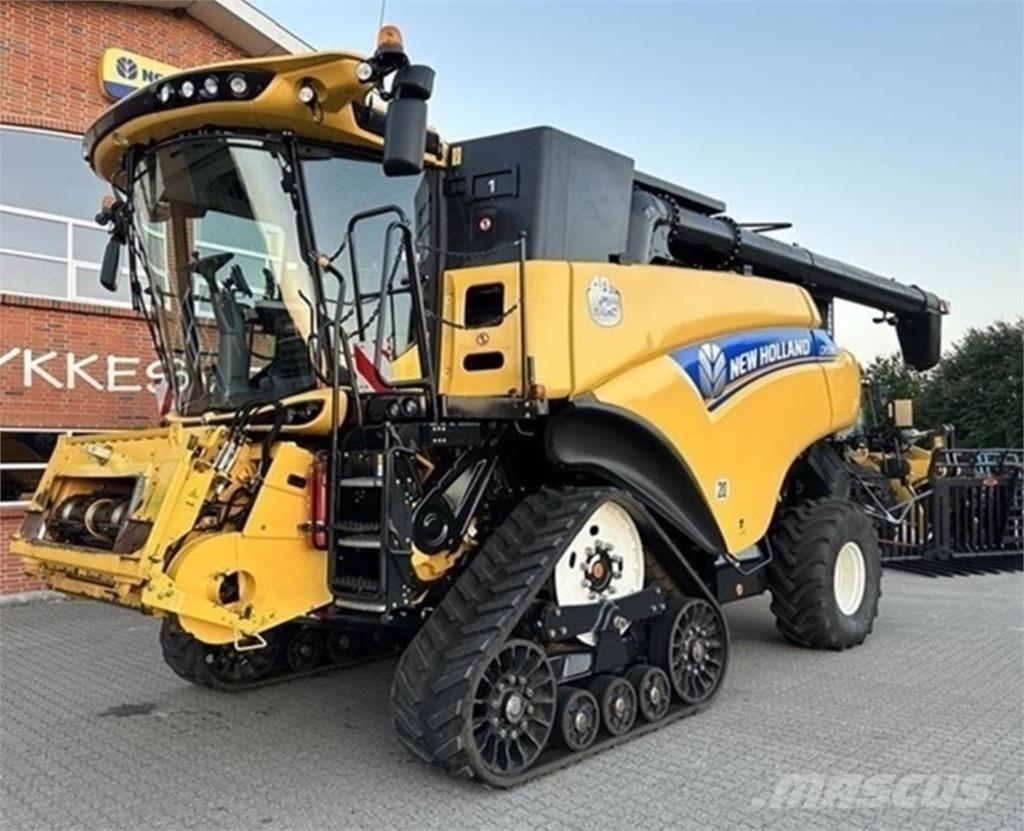 New Holland CR9.80 Combine Harvesters