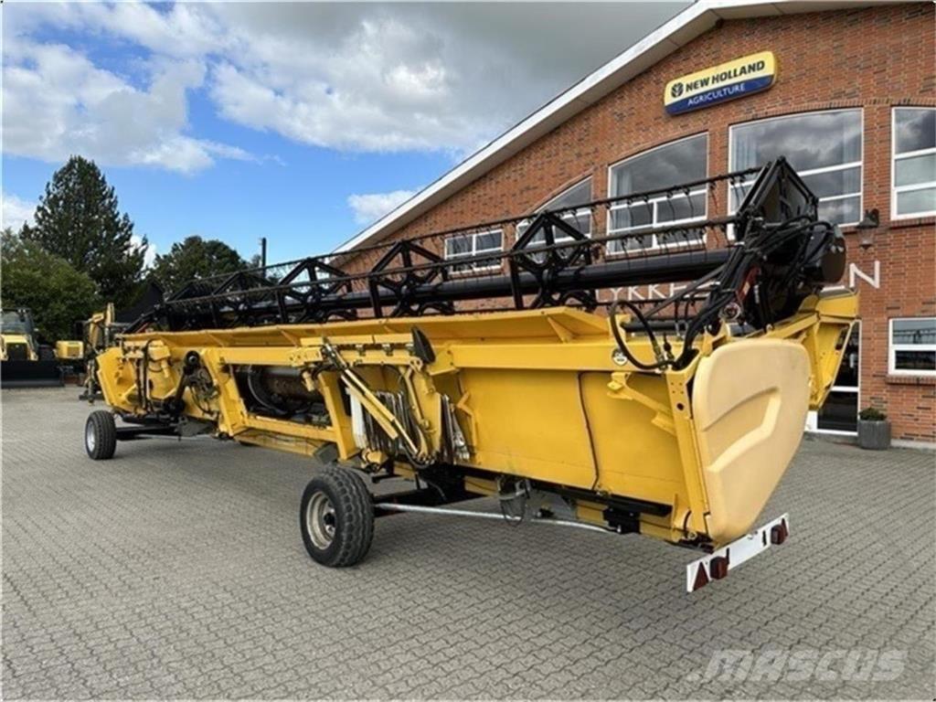 New Holland CR9.80 Combine Harvesters