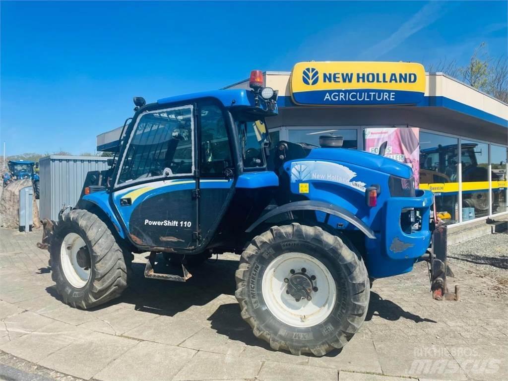 New Holland LM435 Telescopic Handlers