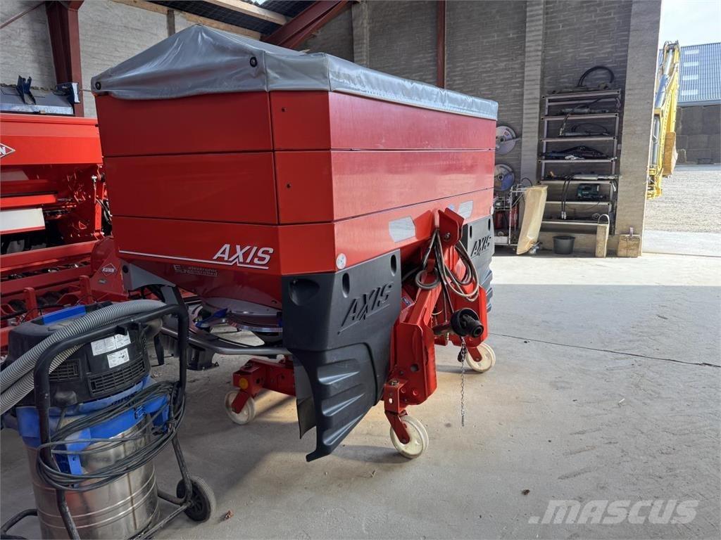 Rauch 30.1W Sprayer fertilizers
