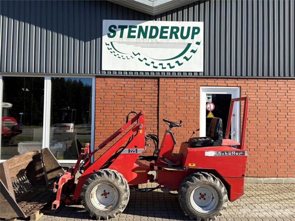Schaeff 222 Mini Loader