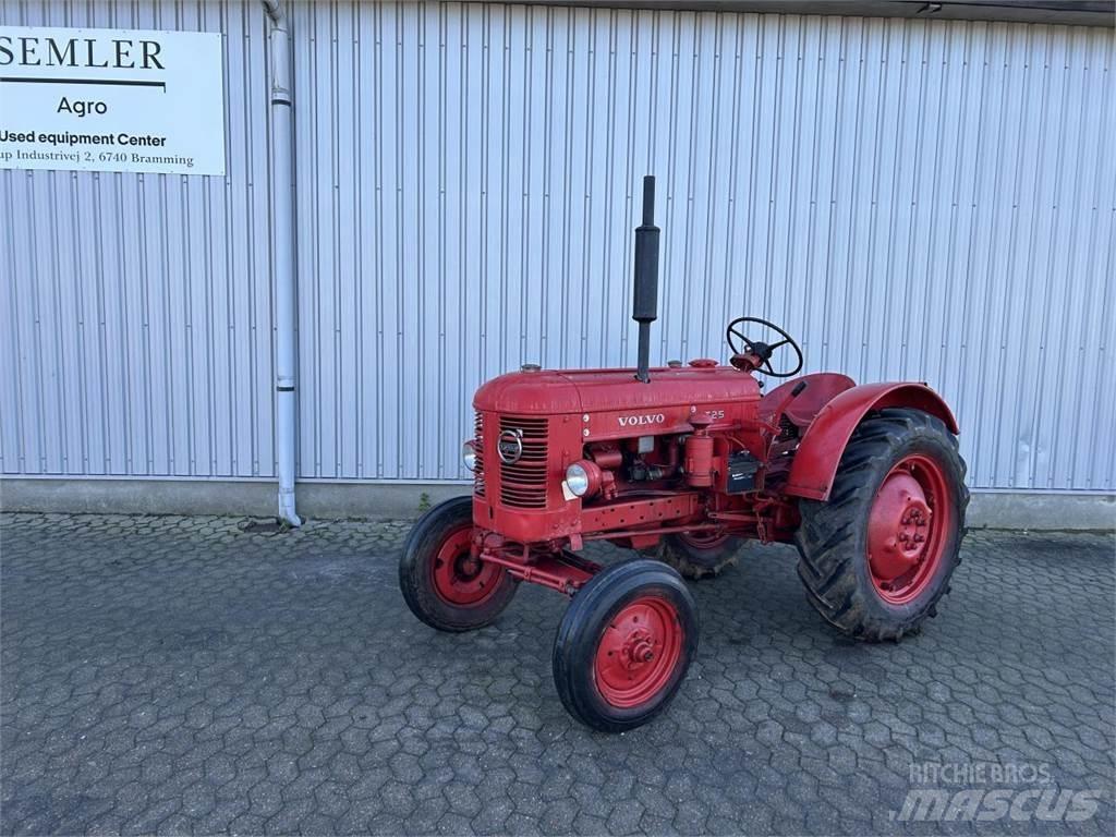 Volvo BM T25 Tractors