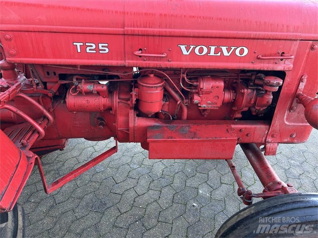 Volvo BM T25 Tractors