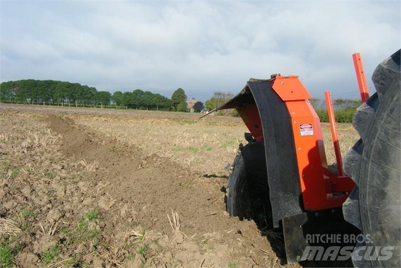  - - -  BOXER AGRI Chisel Plows