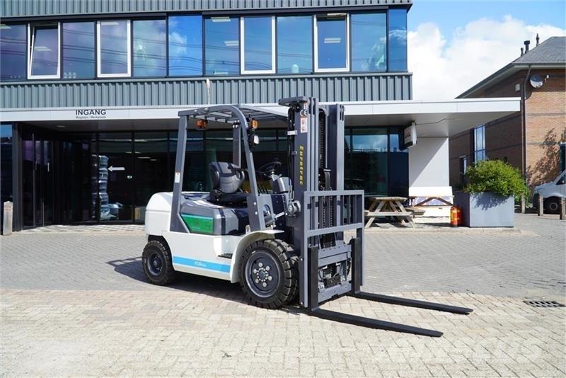 Eurotrac  Diesel Forklifts