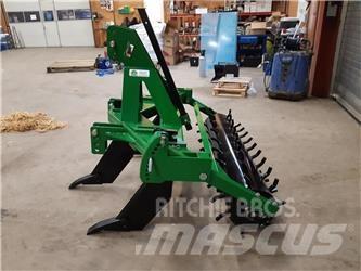  - - -  grubber Chisel Plows