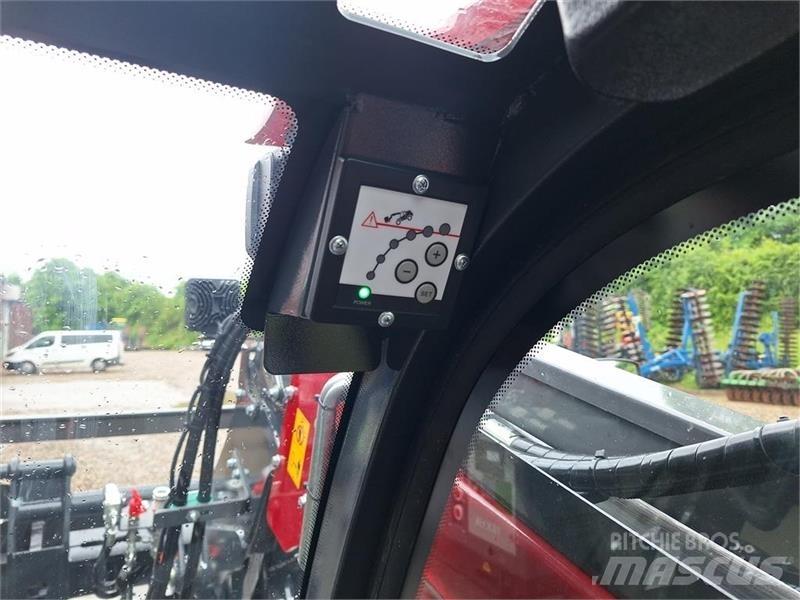  - - -  MOLE 2615 Telescopic Handlers