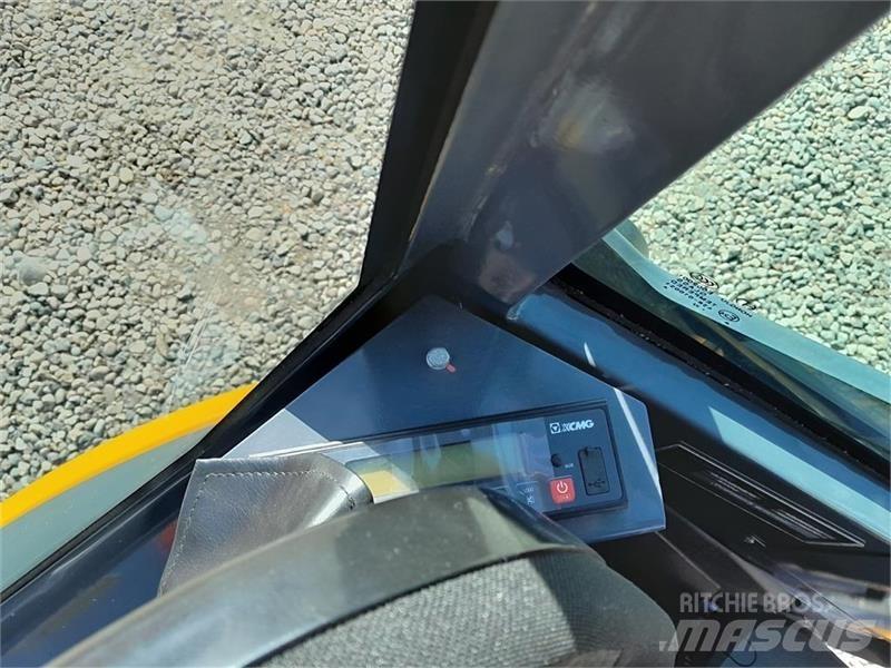 XCMG Xe27e Mini Excavators <7t (Mini Diggers)