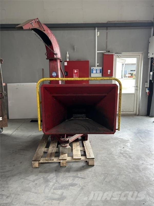 TP 760 Wood Chippers