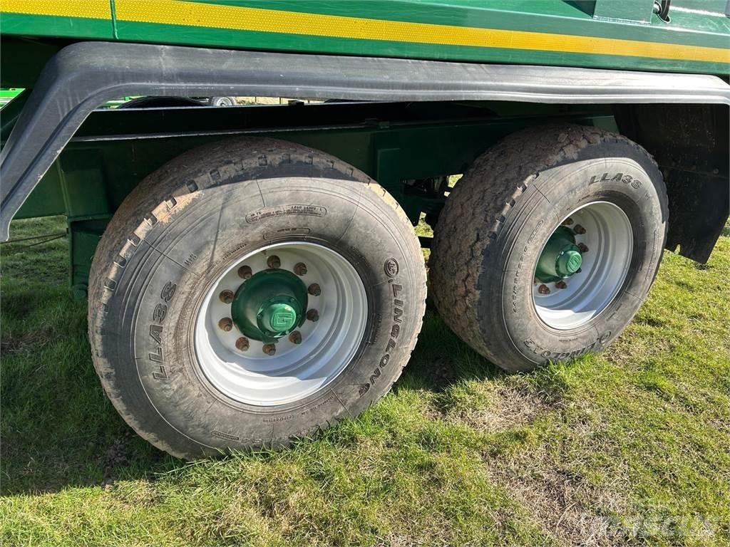 Bailey Root 15 Utility Trailers