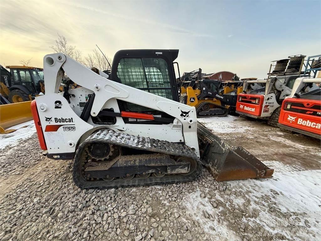 Bobcat T650 Mini Loader