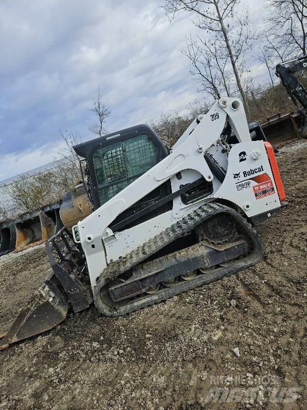 Bobcat T740 Mini Loader