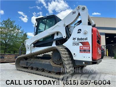Bobcat T740 Mini Loader