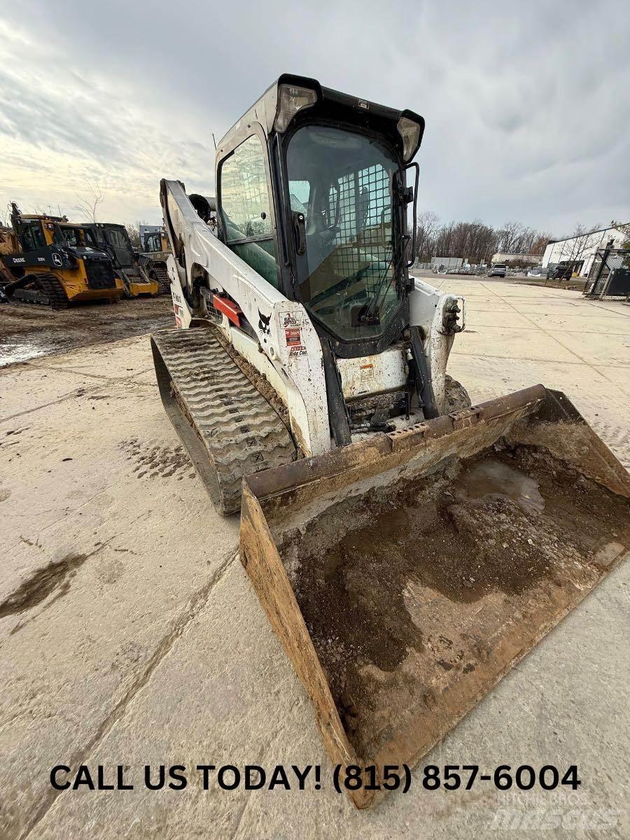 Bobcat T740 Mini Loader