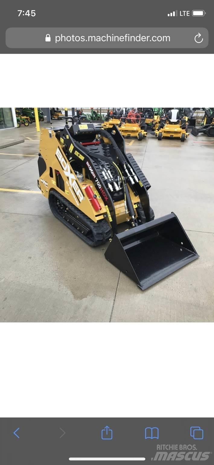 Boxer 700HDX Mini Loader