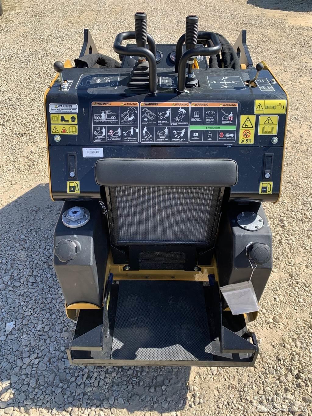 Boxer 700HDX Mini Loader