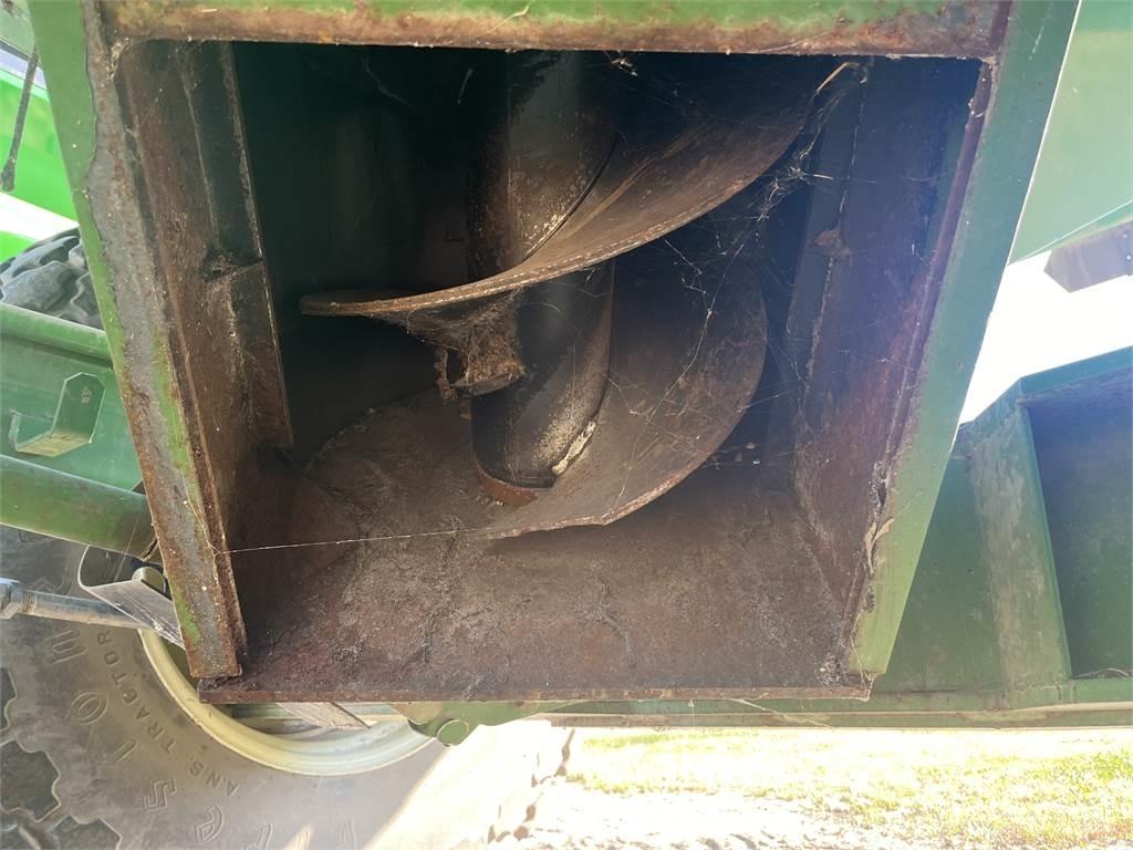 Brent 776 Grain / Silage Trailers