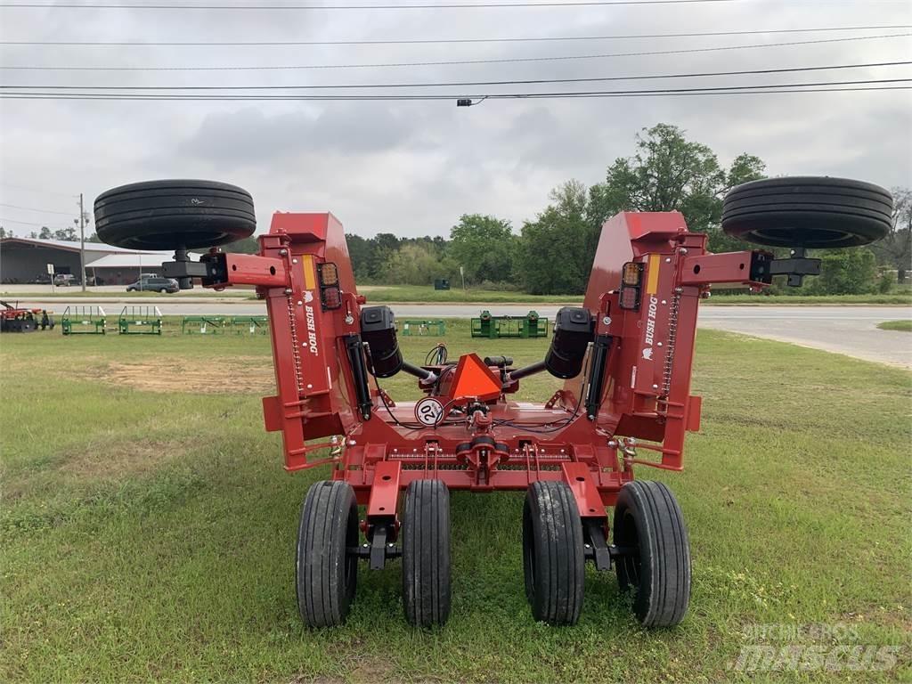 Bush Hog 4115 Shredders