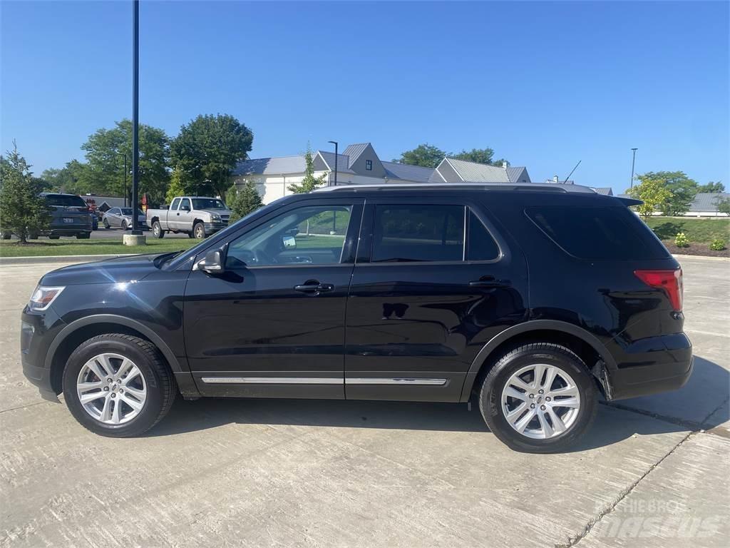 Ford EXPLORER Other