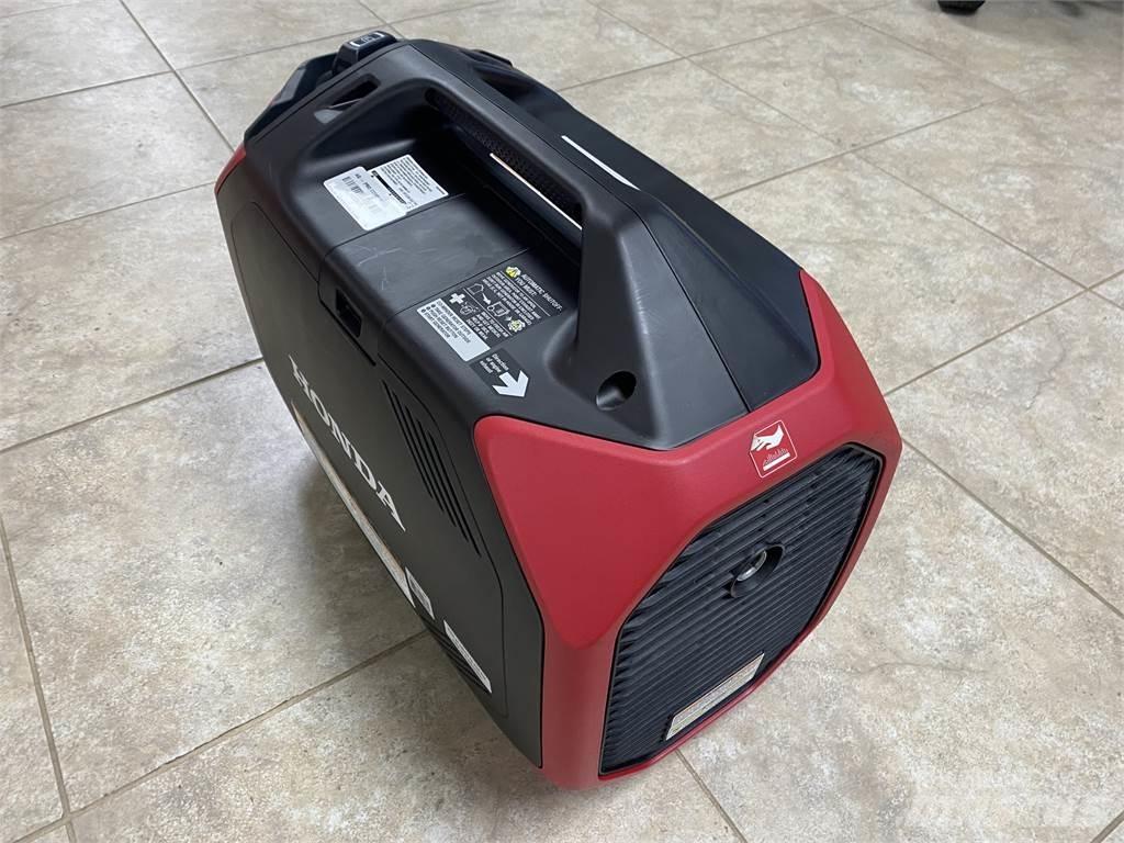 Honda EU3200I Light Towers