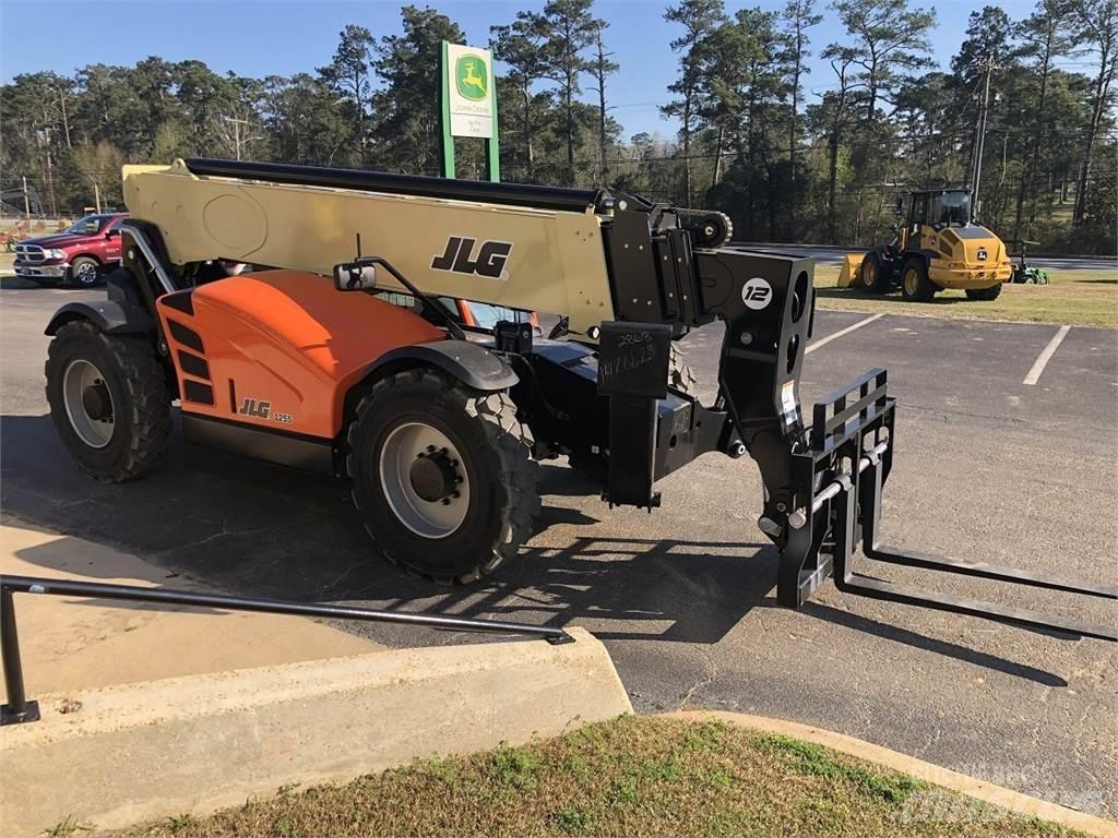 JLG 1255 Telescopic Handlers