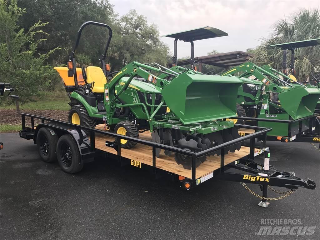 John Deere 1025R Compact tractors