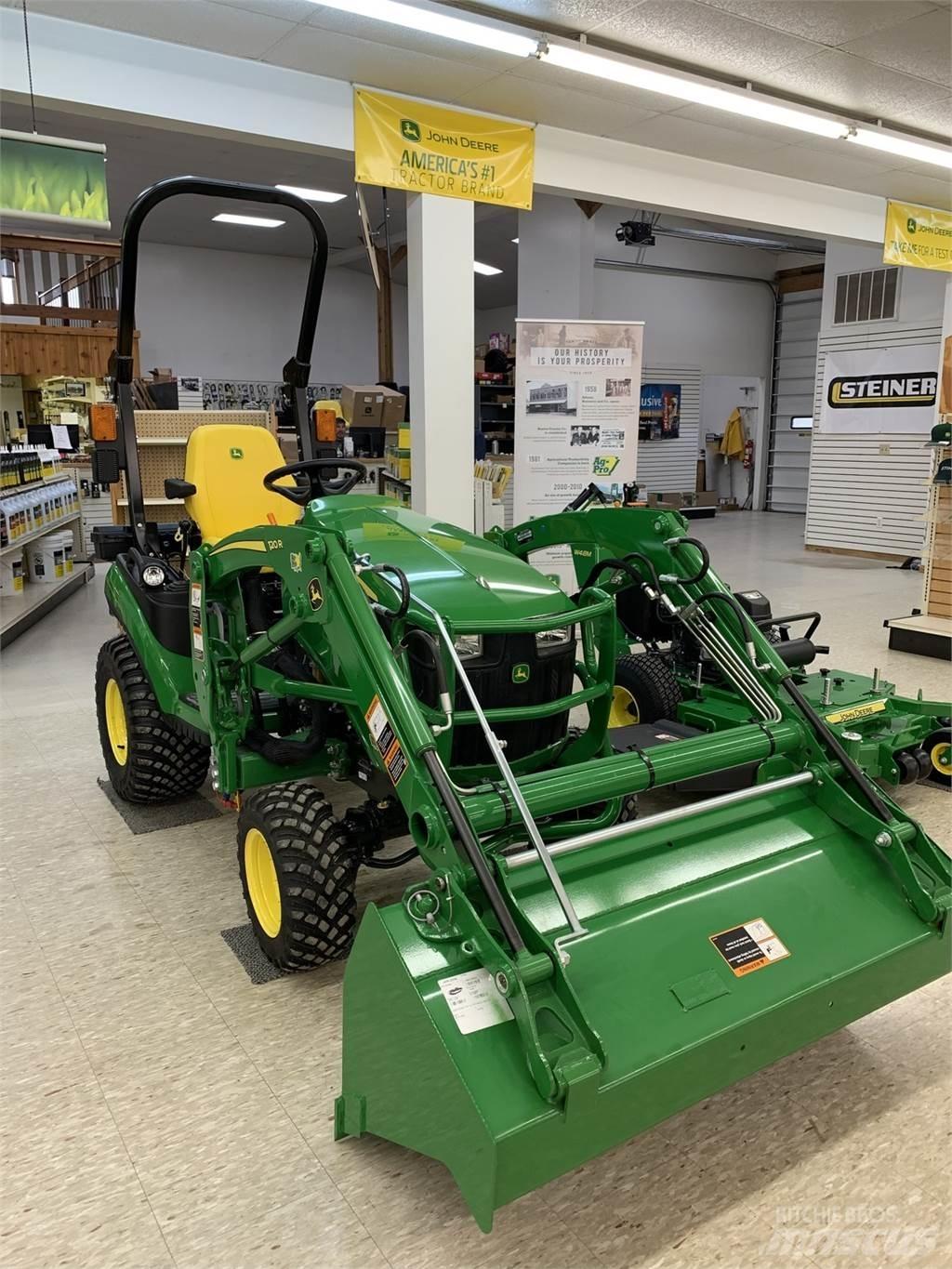 John Deere 1025R Compact tractors