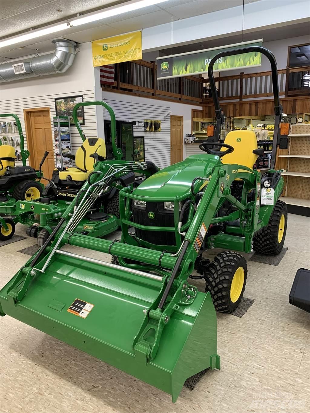 John Deere 1025R Compact tractors