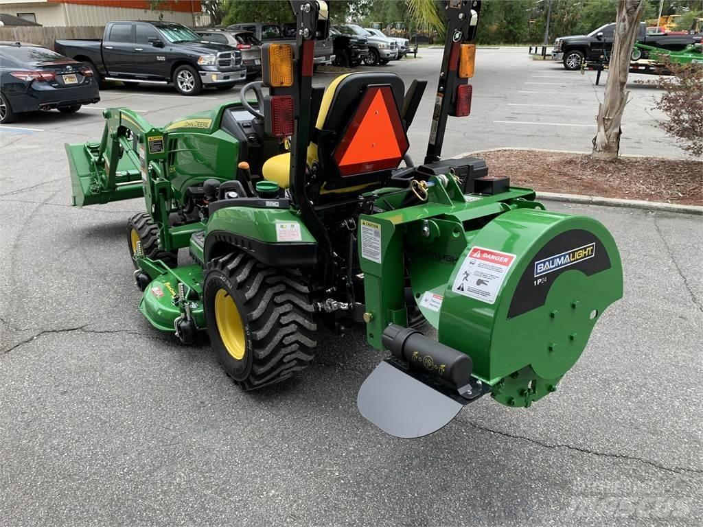 John Deere 1025R Compact tractors