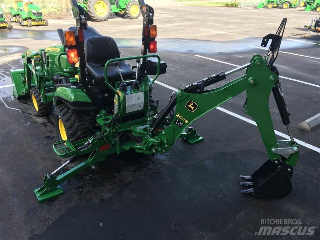 John Deere 1025R Compact tractors