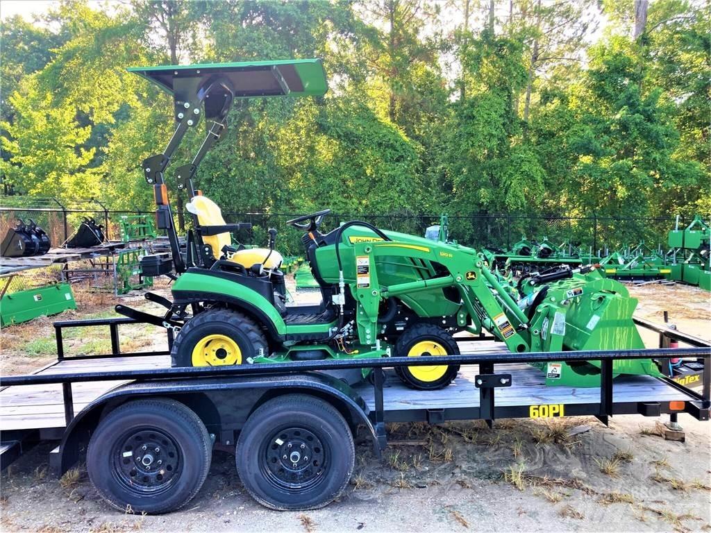 John Deere 1025R Compact tractors