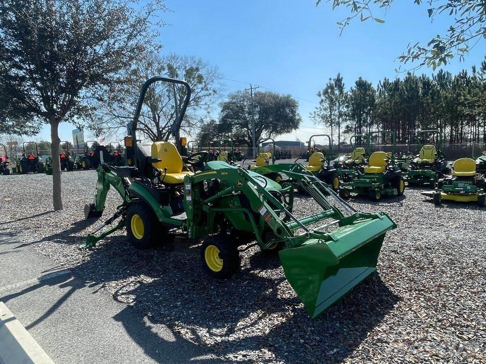 John Deere 1025R Compact tractors