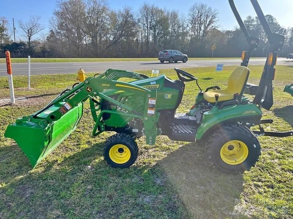 John Deere 1025R Compact tractors