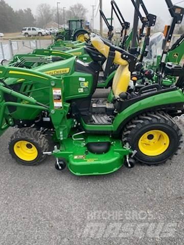 John Deere 1025R Compact tractors