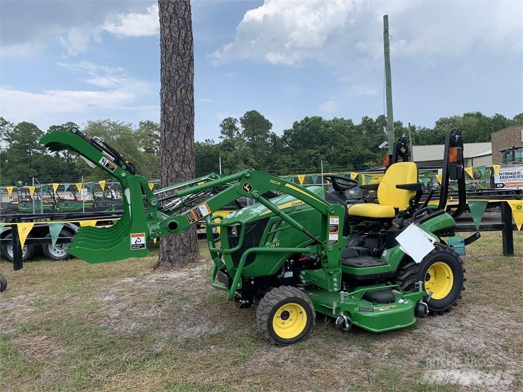 John Deere 1025R Compact tractors