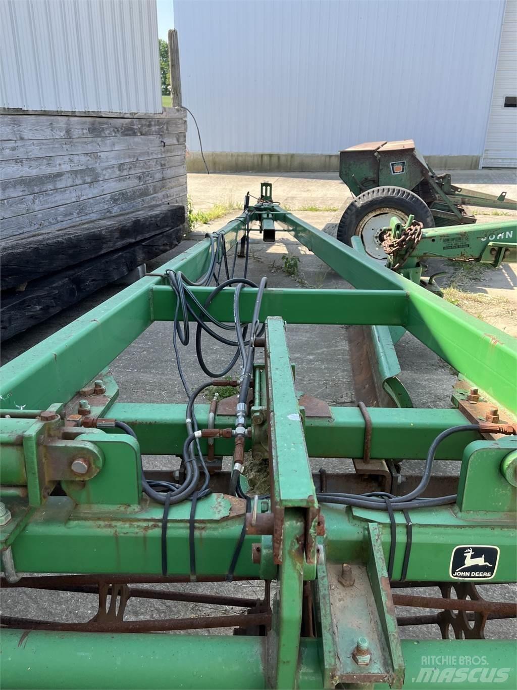 John Deere 200 Other Sowing Machines And Accessories