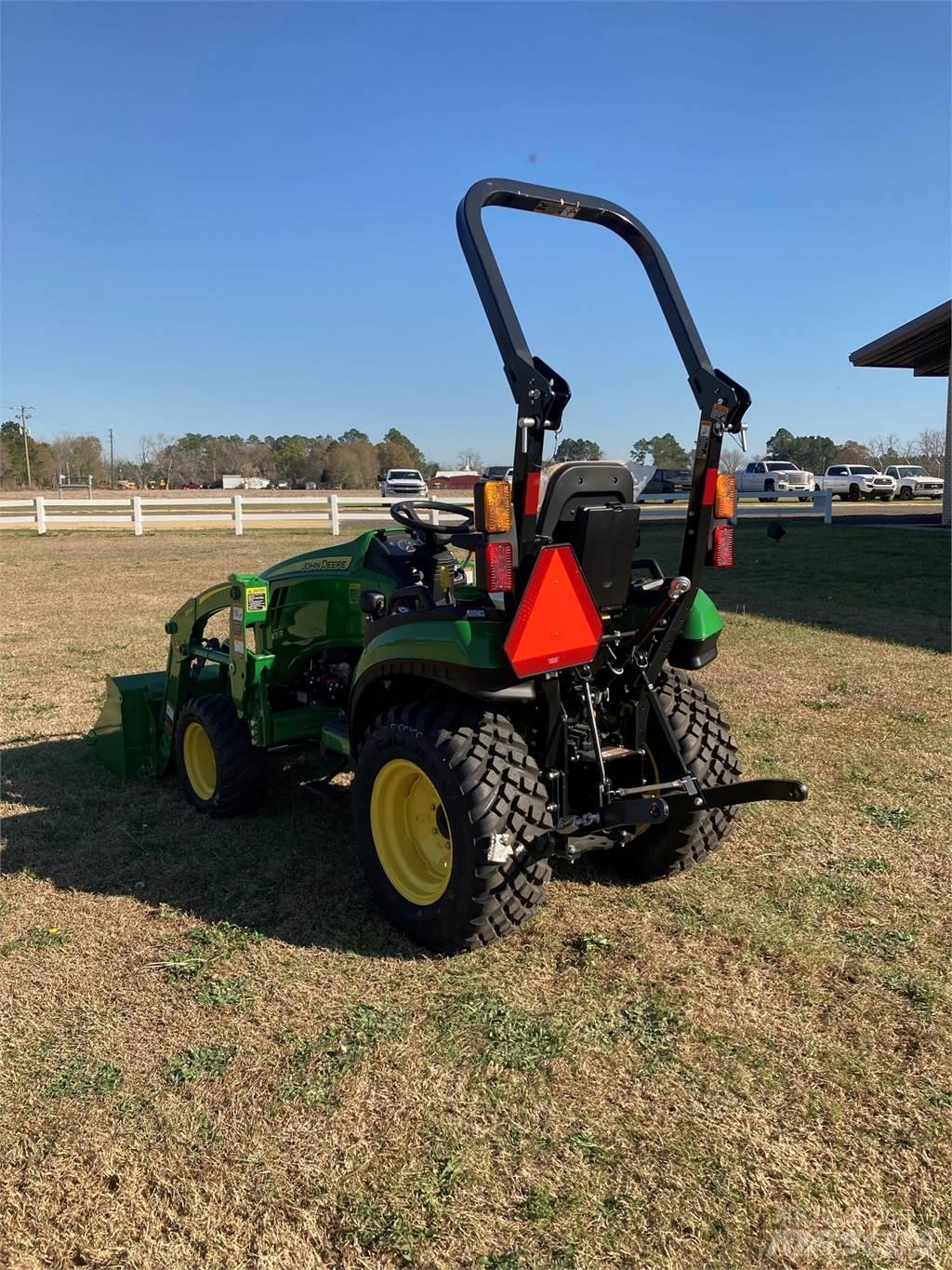 John Deere 2025R Compact tractors