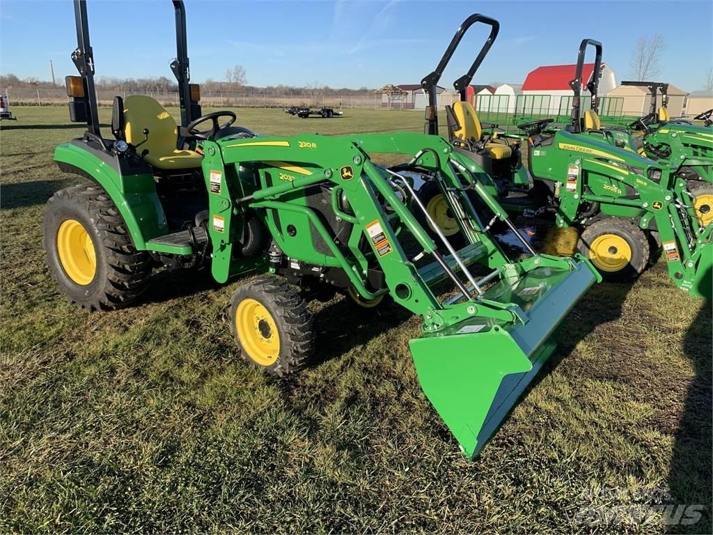 John Deere 2032R Compact tractors