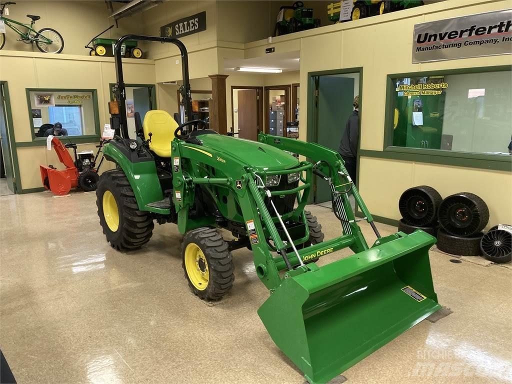 John Deere 2032R Compact tractors