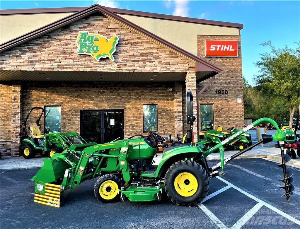 John Deere 2032R Compact tractors