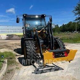 John Deere 204 G Mini Loader