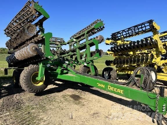 John Deere 2680H Disc Harrows