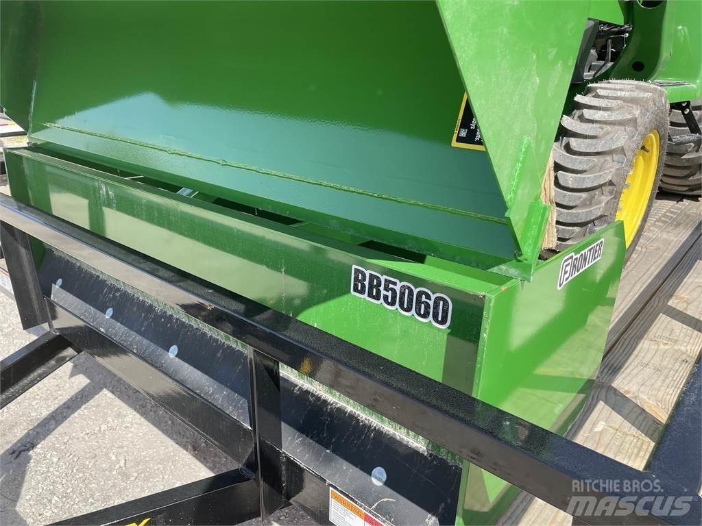 John Deere 3025E Compact tractors