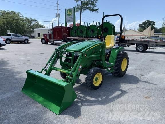 John Deere 3033R Compact tractors