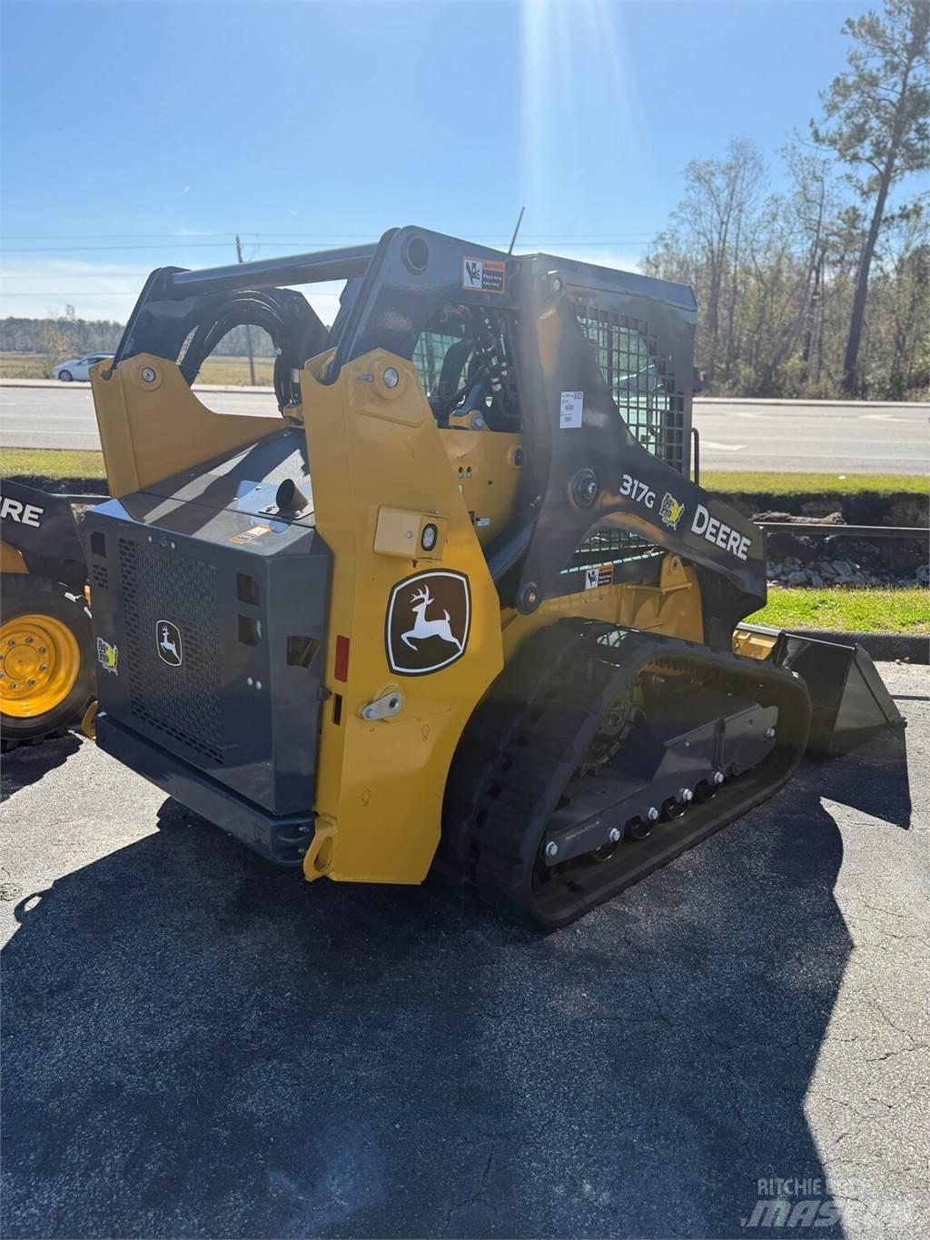 John Deere 317G Mini Loader