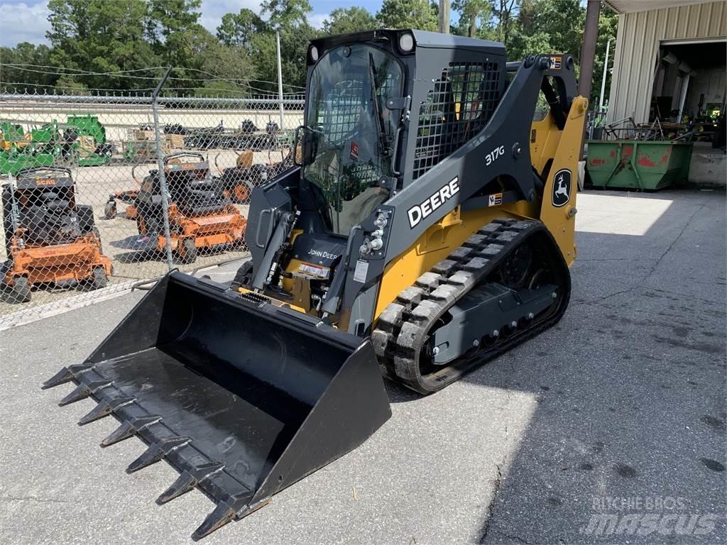 John Deere 317G Mini Loader