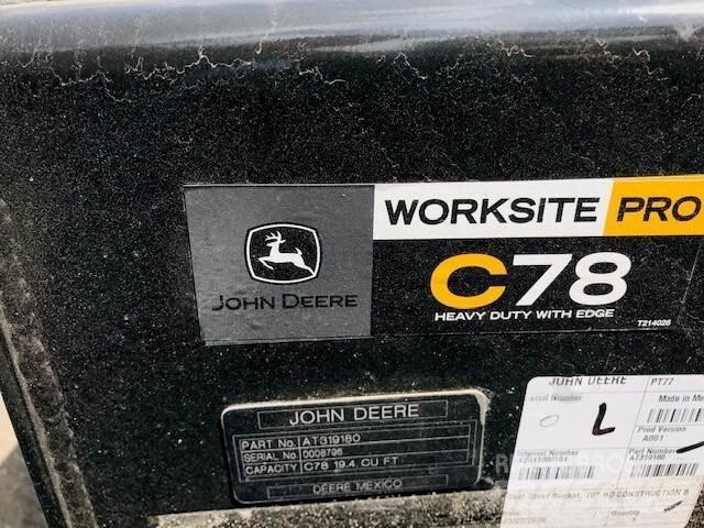 John Deere 325G Mini Loader